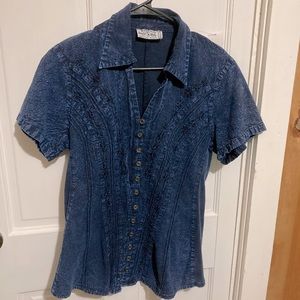 American South Side women’s top size large